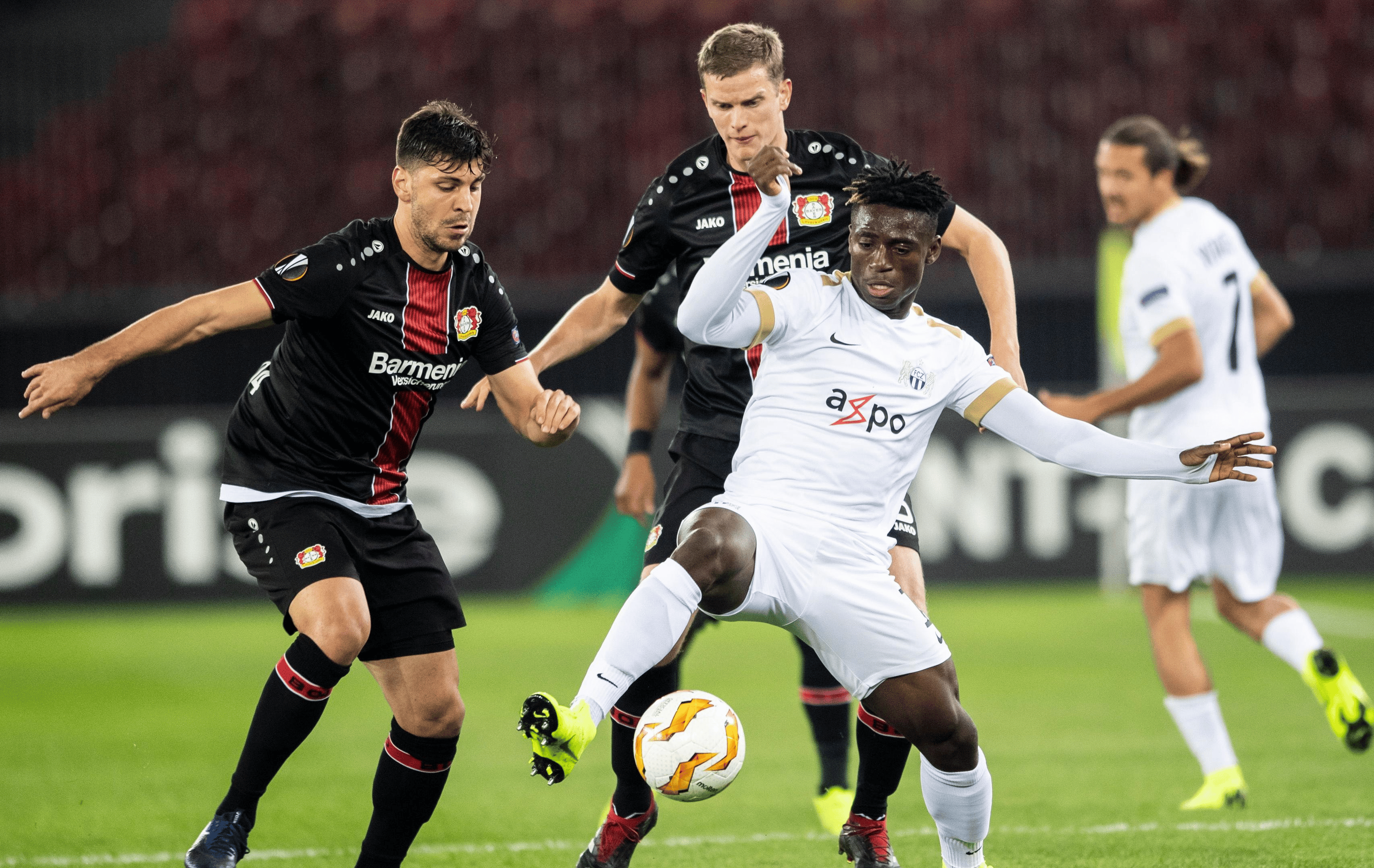 九游体育下载-关于国际比赛日门兴格拉德巴赫复出首秀转折点门兴格拉德巴赫主帅复盘，网友：法兰克福围绕德国杯门线救险的信息