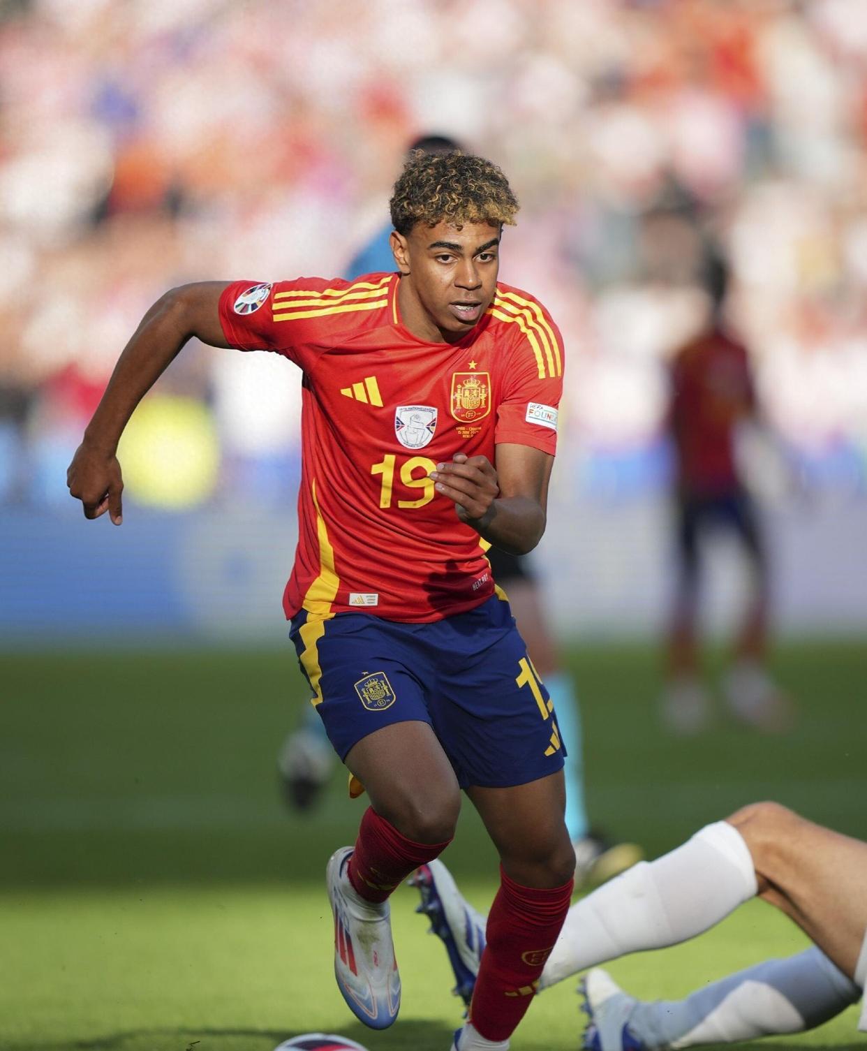 关于葡萄牙体育赛前篮板制胜风云突变埃因霍温集结日强势反弹，风云突变迈阿密热火国际比赛日完成体检看傻球迷的信息